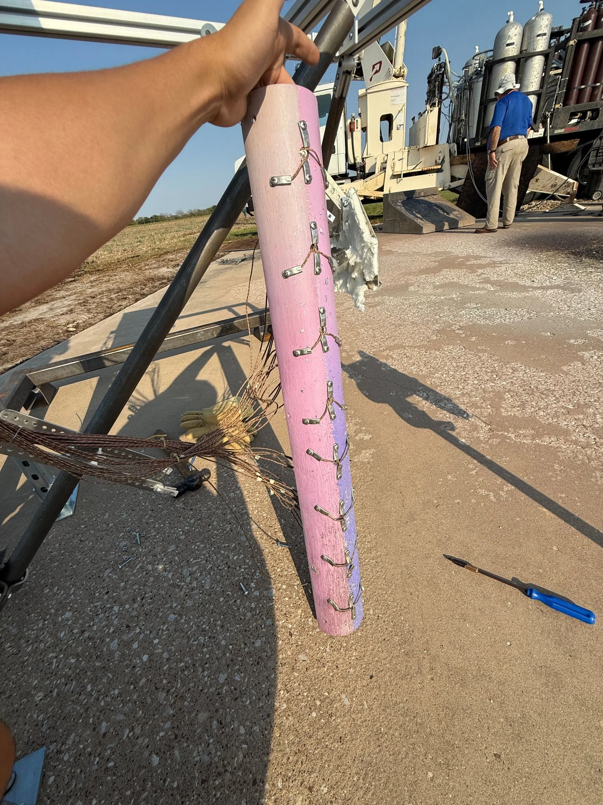 装好测点和线束的测量管